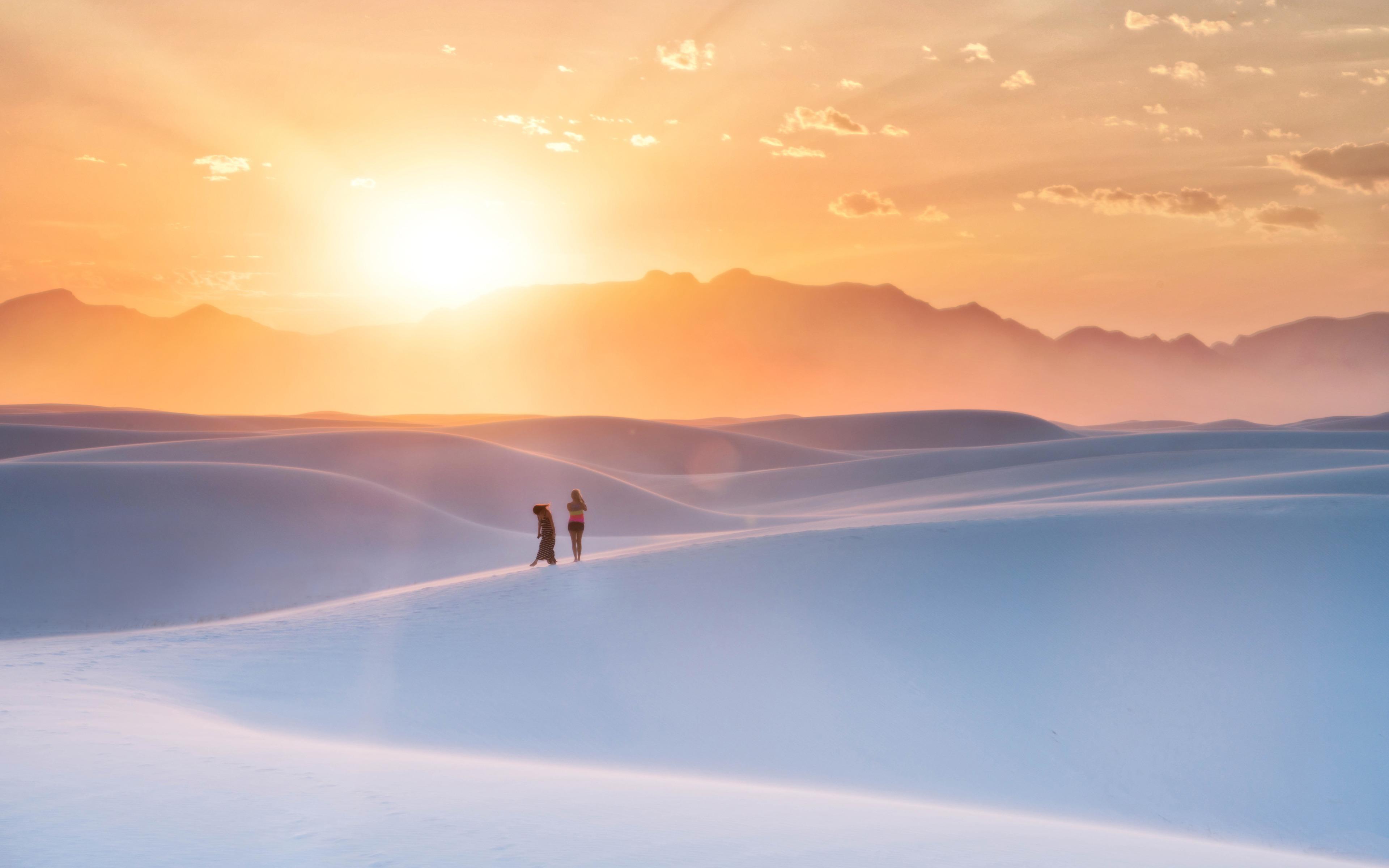 Magical View of White Sands at Sunset, New Mexico widescreen