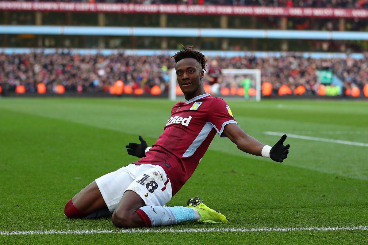Tammy Abraham, badge tapping and symbolism within football