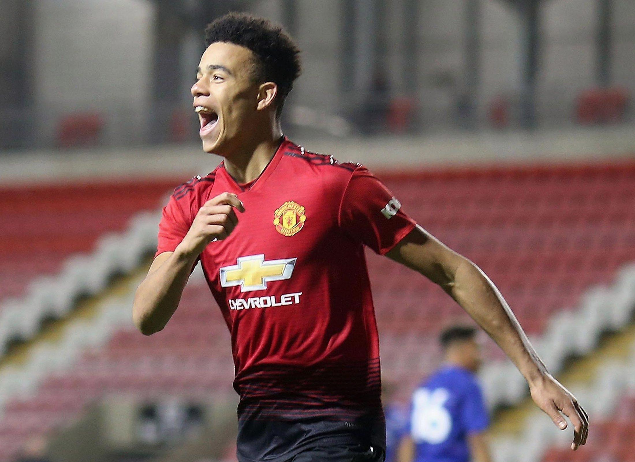 Mason Greenwood Wallpaper / Mason Greenwood Switches Numbers To Become