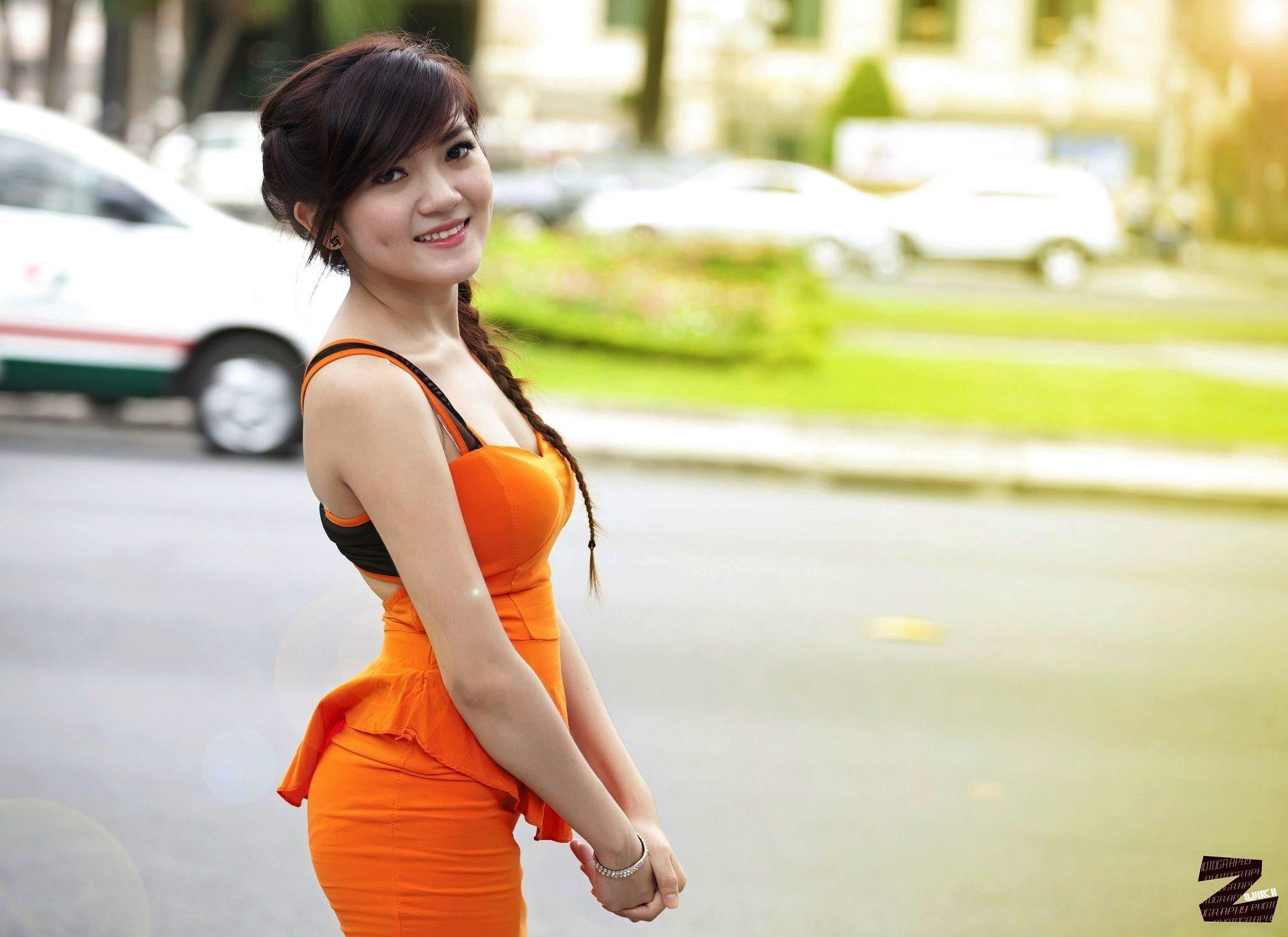 Download wallpaper smile, orange, girl, asian girls, figure