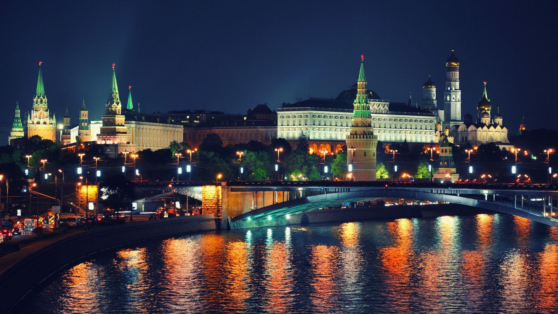 Moscow At Night. Night in Moscow Wallpaper