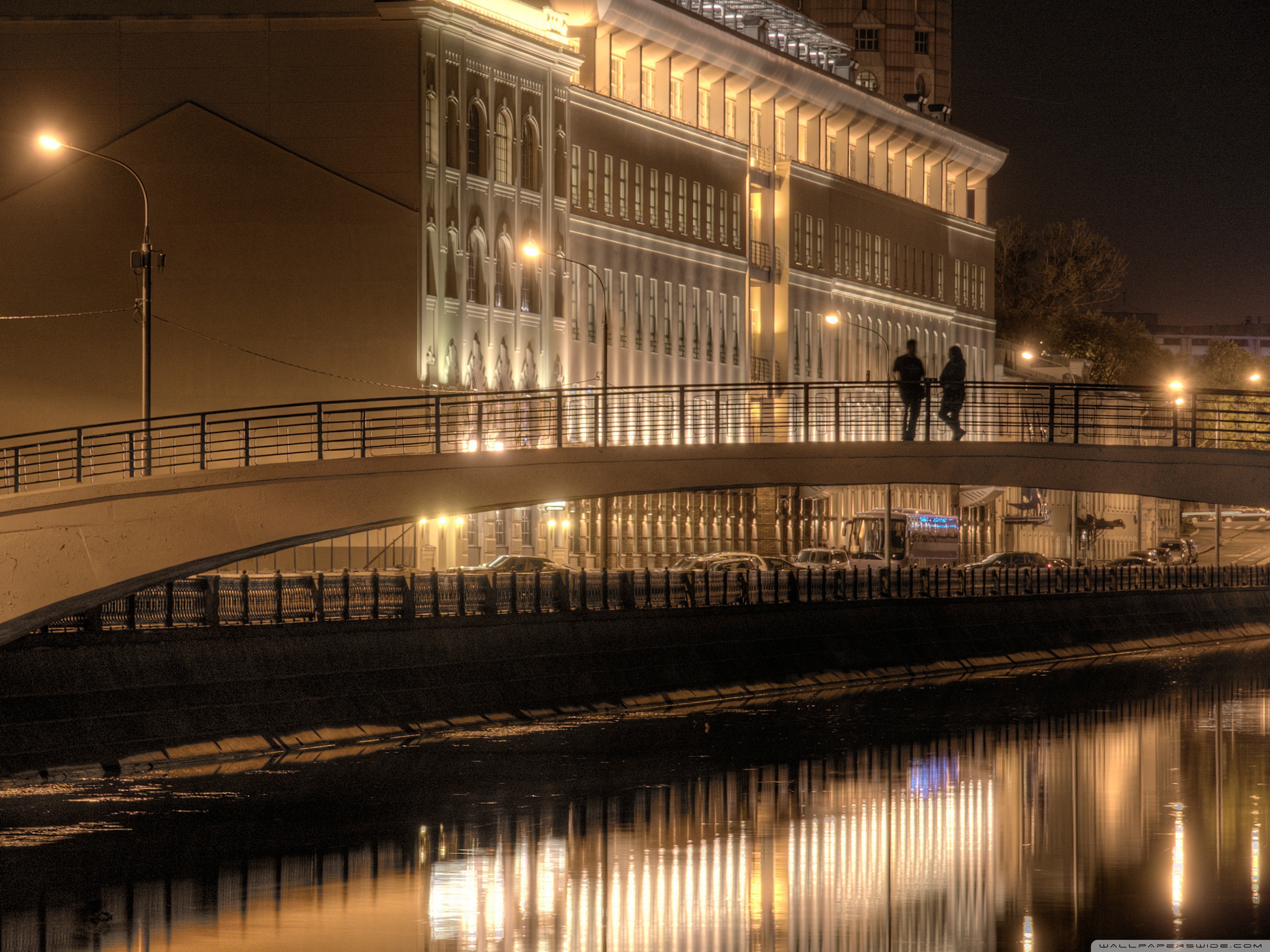 Download Moscow At Night HD Wallpaper