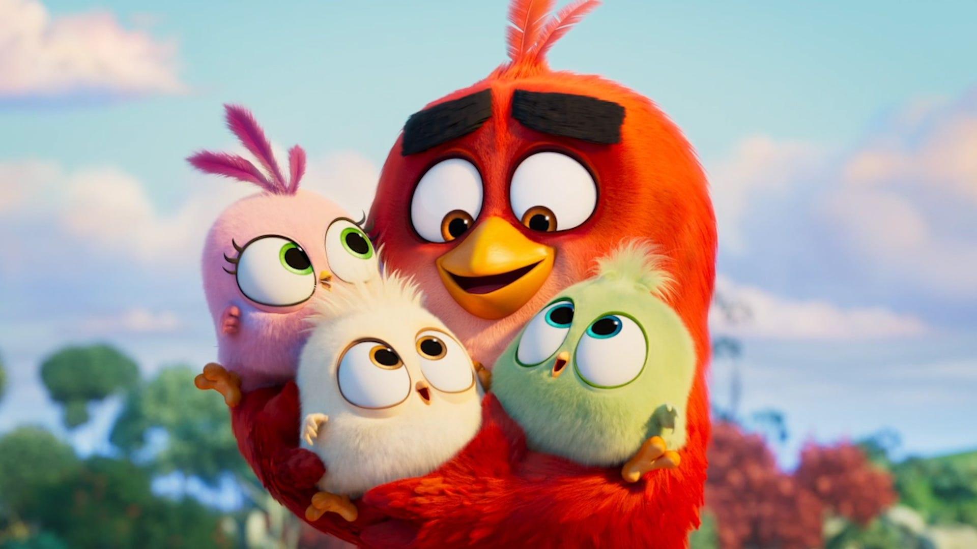 The birds and pigs make an unlikely team in 'Angry Birds Movie 2' trailer