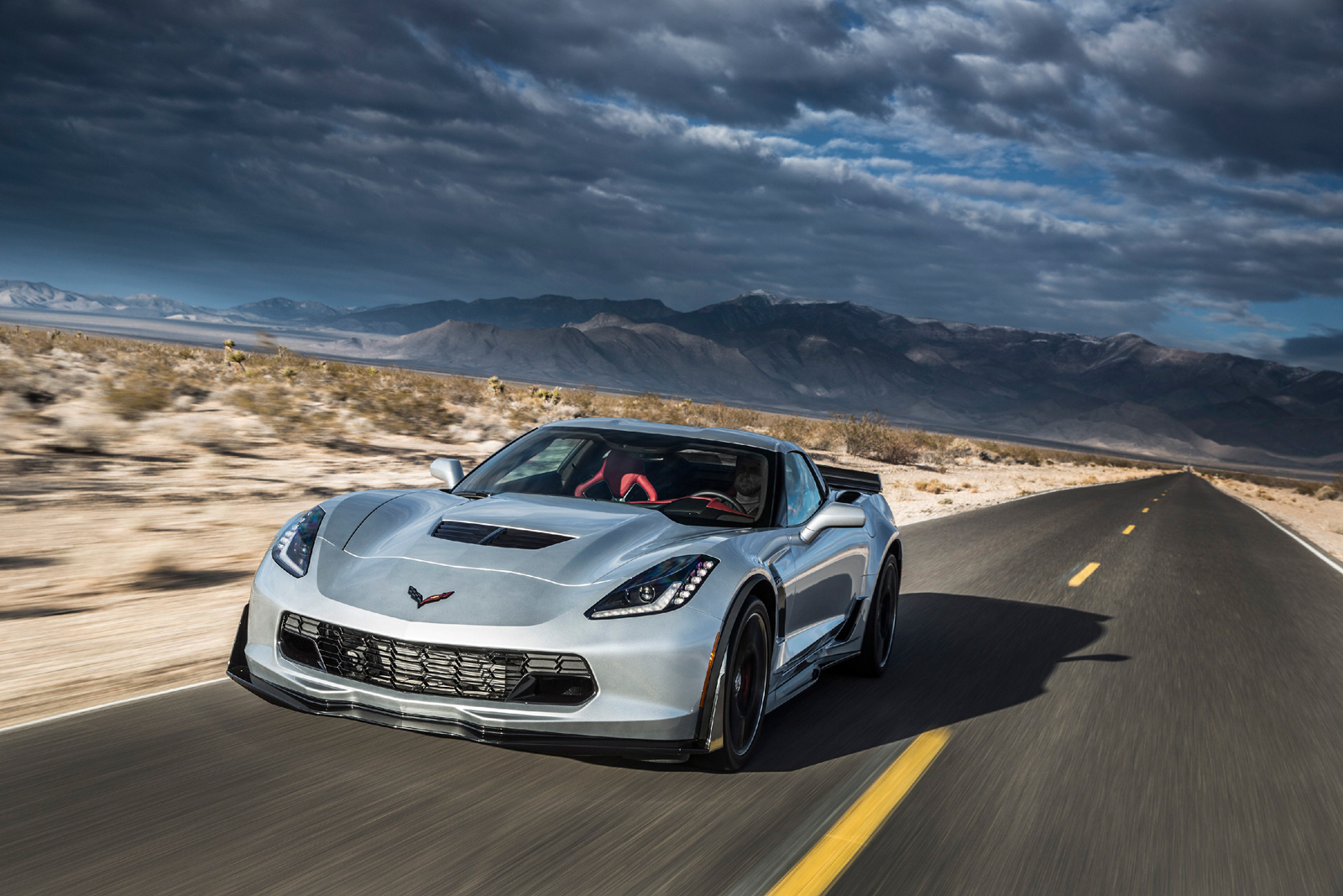 Key Differences Between the C7 Corvette ZR1 and Z06