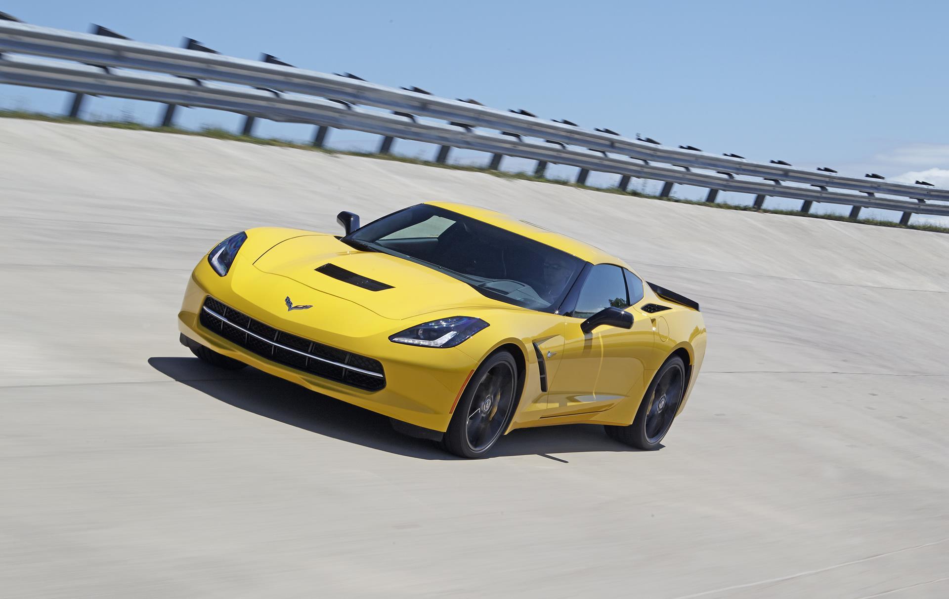 Chevrolet Corvette Stingray Р¶РµР»С‚С‹Р№