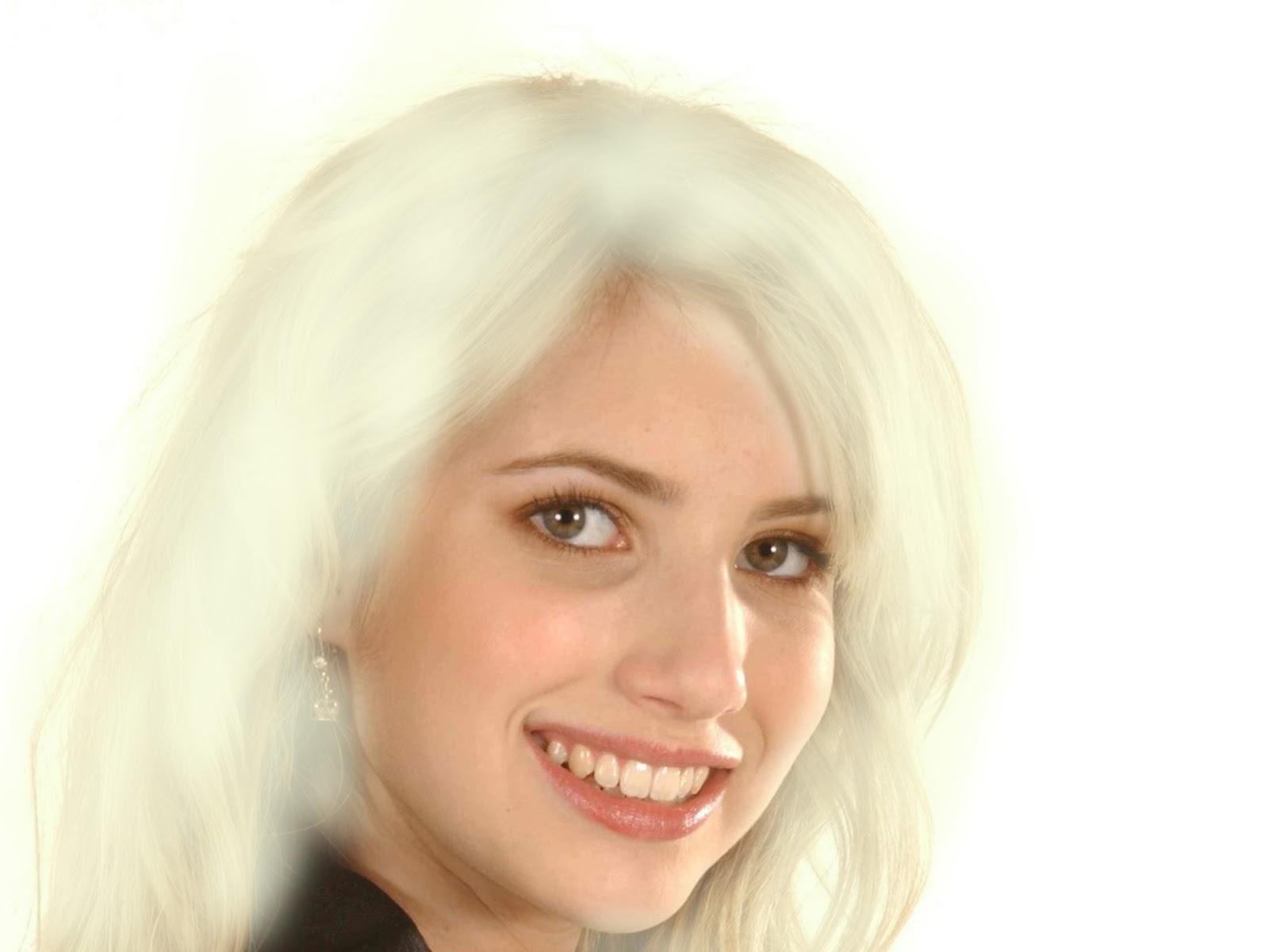Emma Roberts picture & wallpaper: Cute Emma Roberts blonde