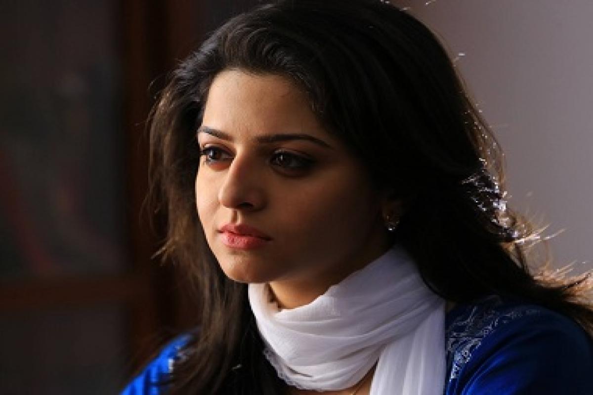 Kanchana 3 actress Vedhika says filming upcoming horror