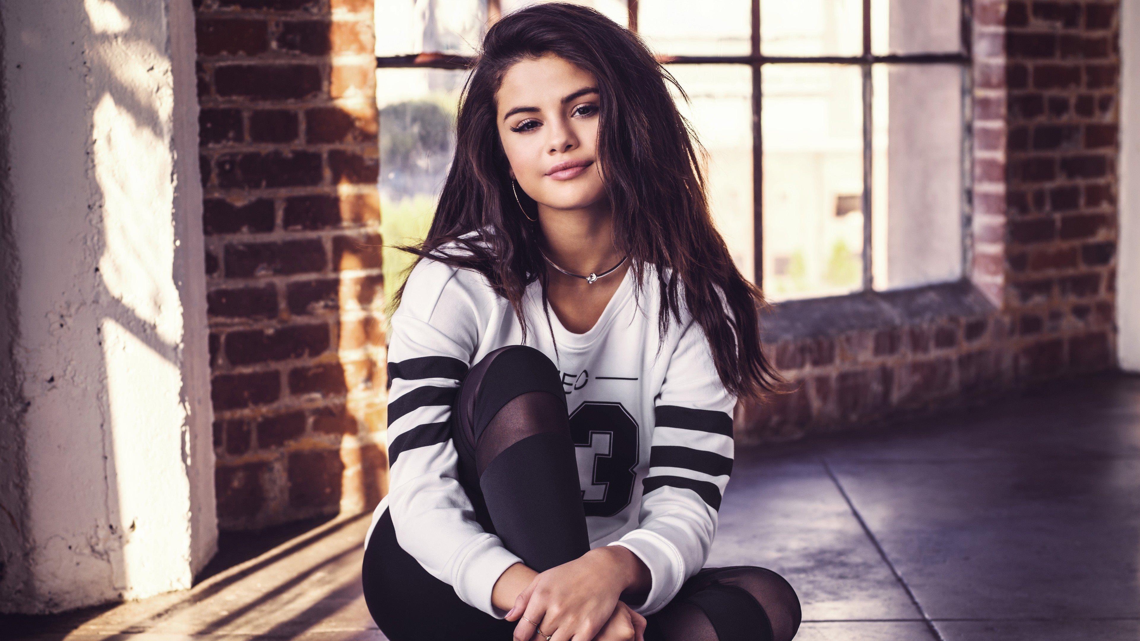 Download wallpaper Selena Gomez, 4k, portrait, singer
