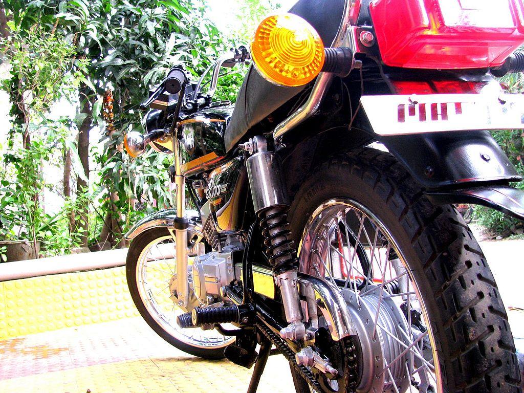 Yamaha RX100 Rear