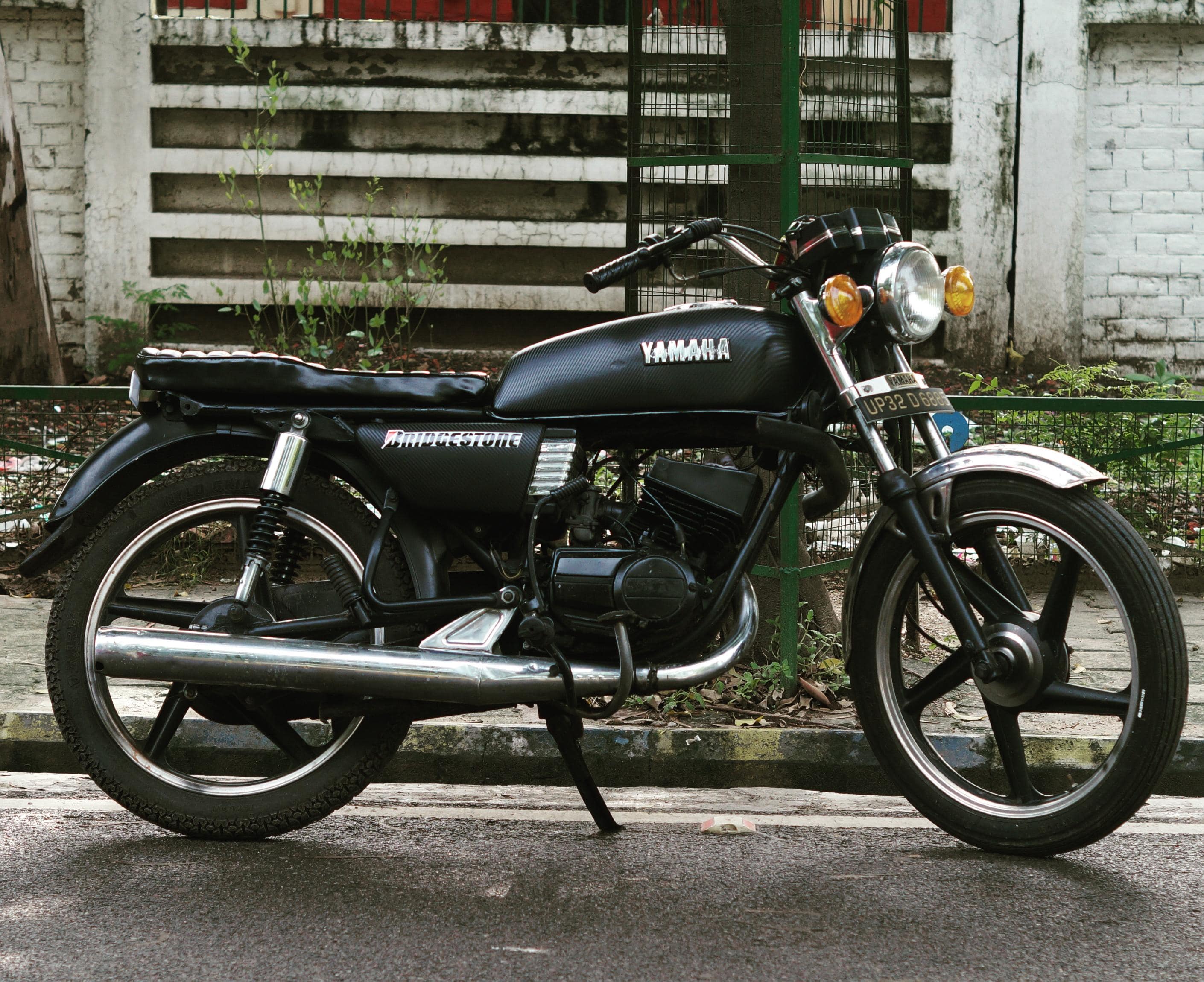 Yamaha RX 100 Bike Wallpapers Wallpaper Cave
