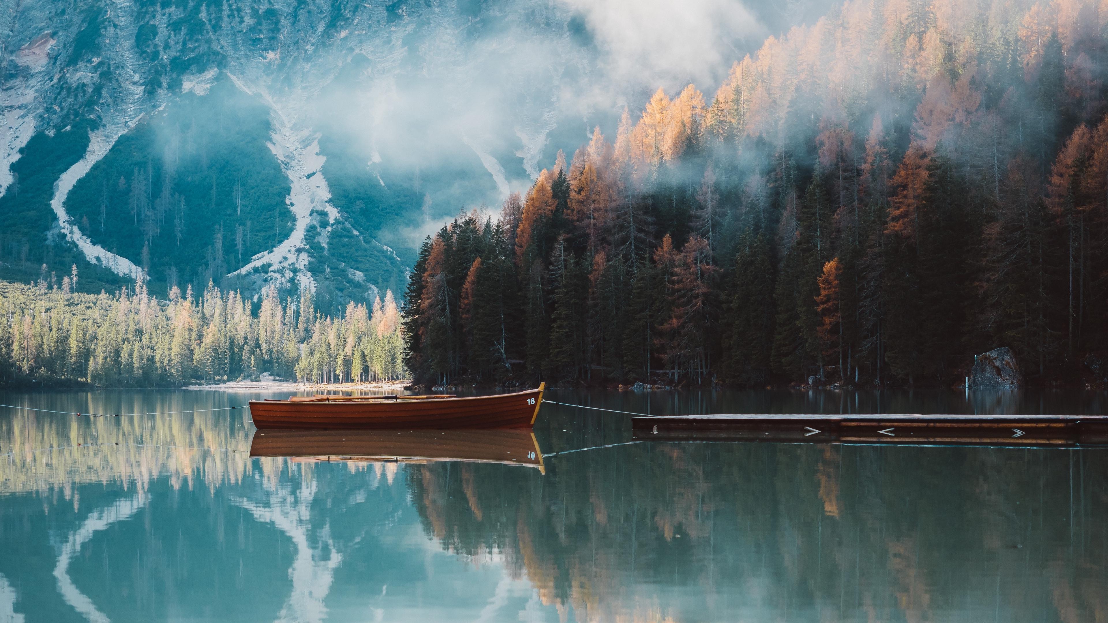 Download wallpaper 3840x2160 boat, mountains, lake, trees, autumn