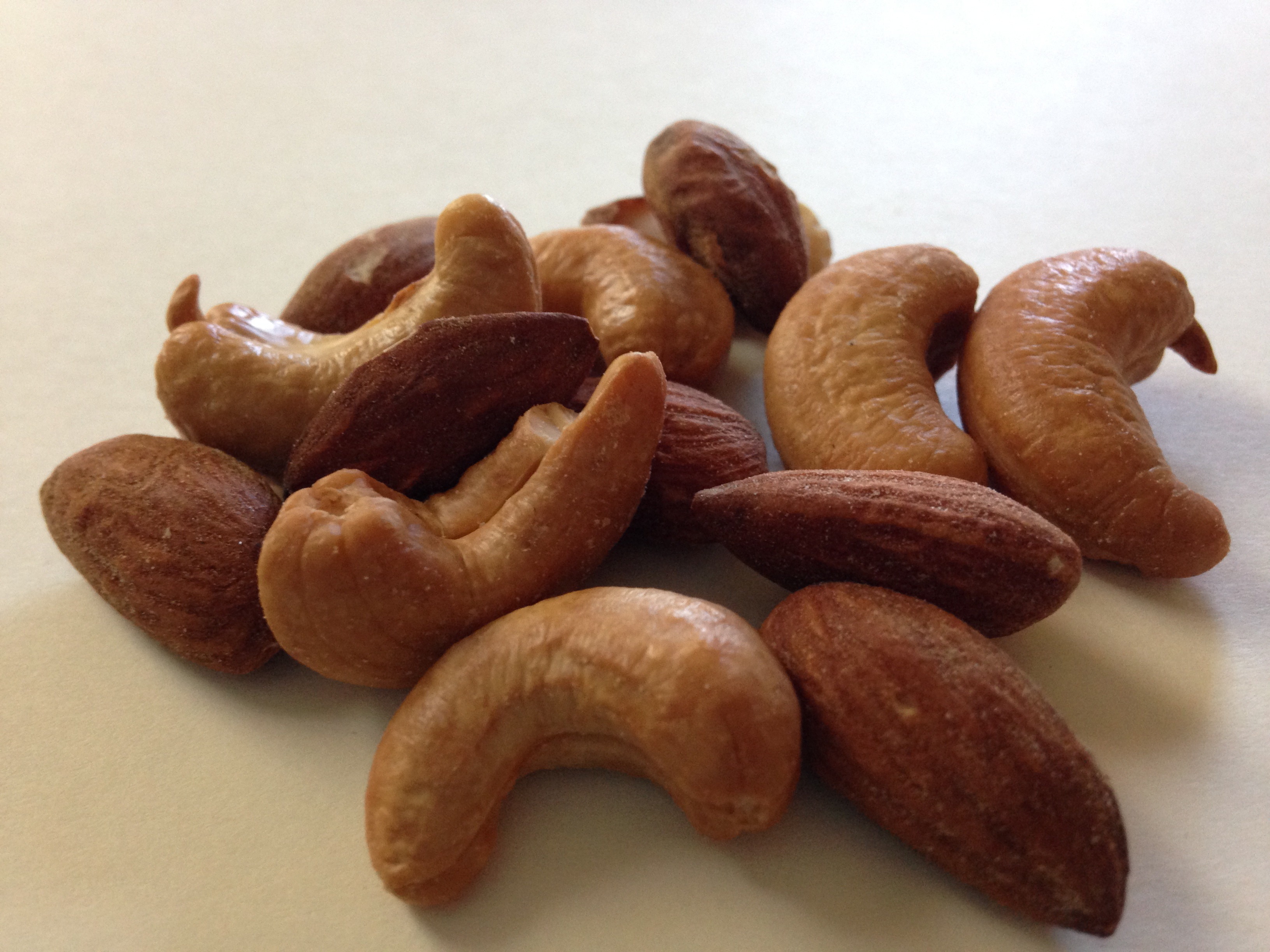 cashew and almond nuts free image
