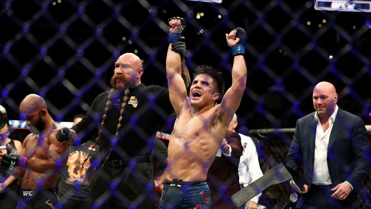 MMA Fighting's 2018 Upset of the Year: Henry Cejudo ends