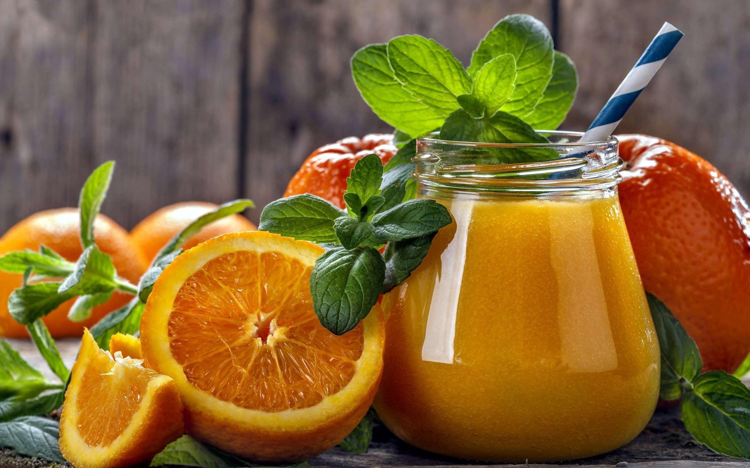 Wallpaper Oranges, drinks, fresh, juice, mint 2560x1600 HD