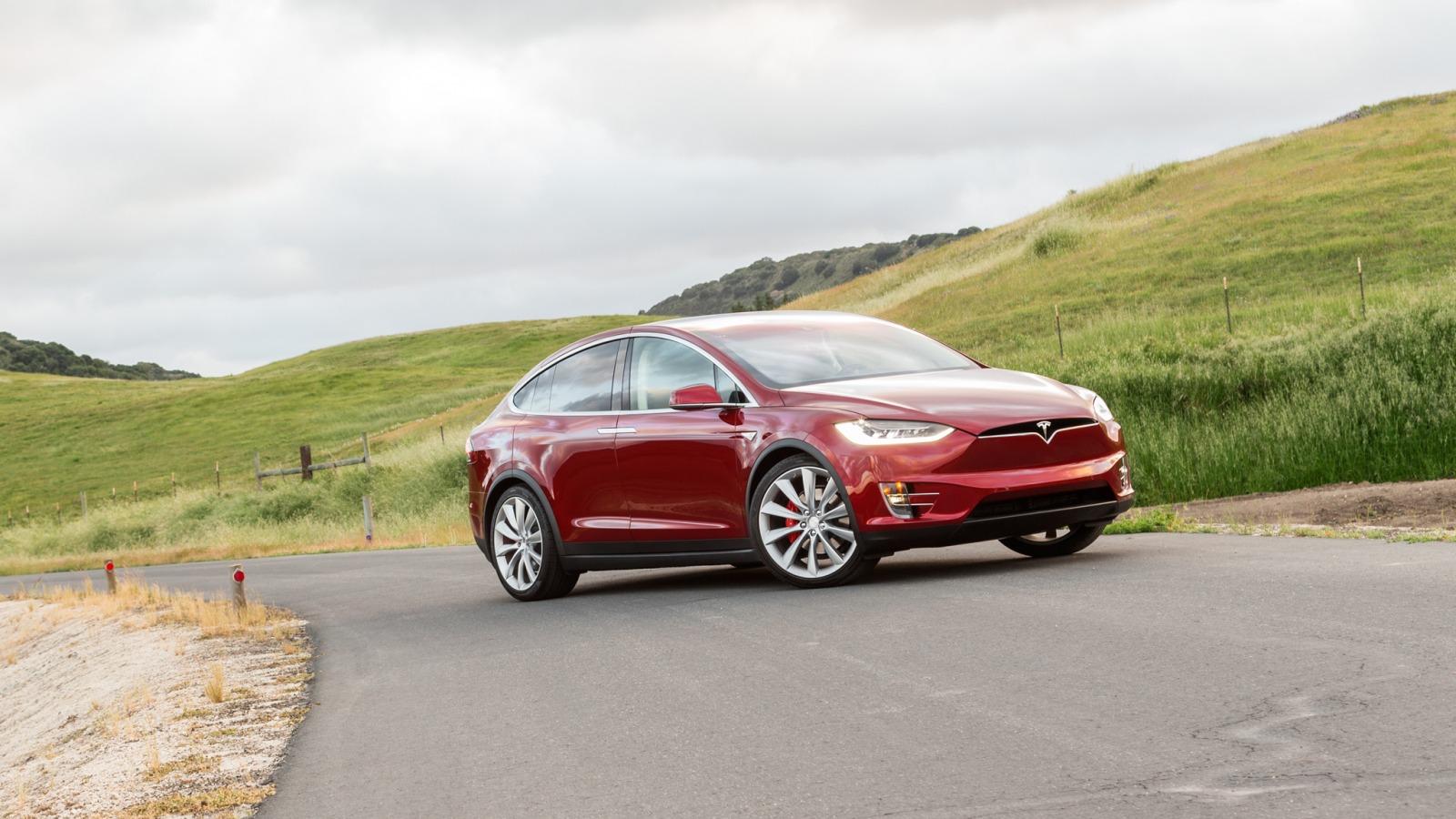 Tesla Model X Review & Ratings