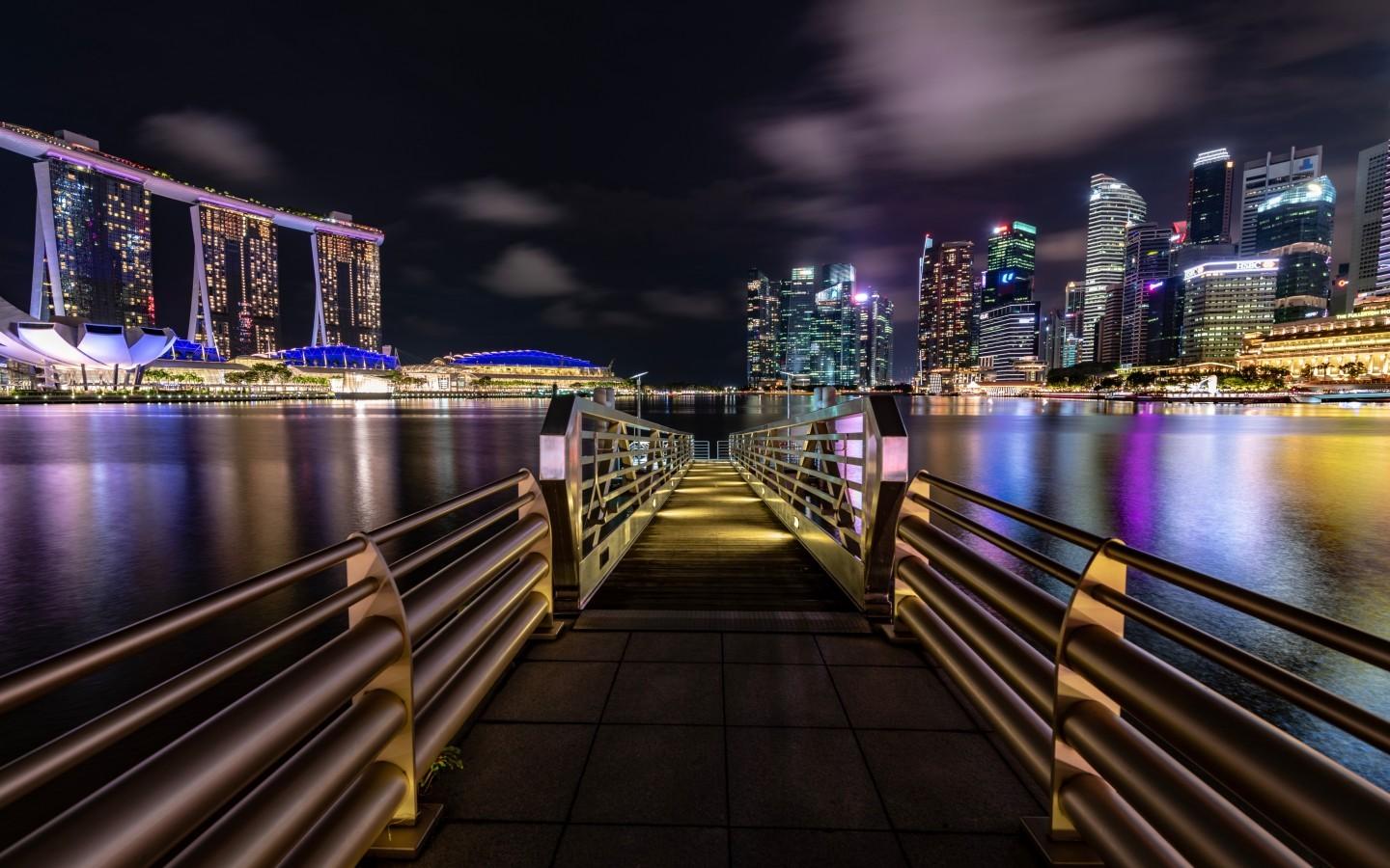 Download 1440x900 Marina Bay Sands, Singapore, Pier, Night