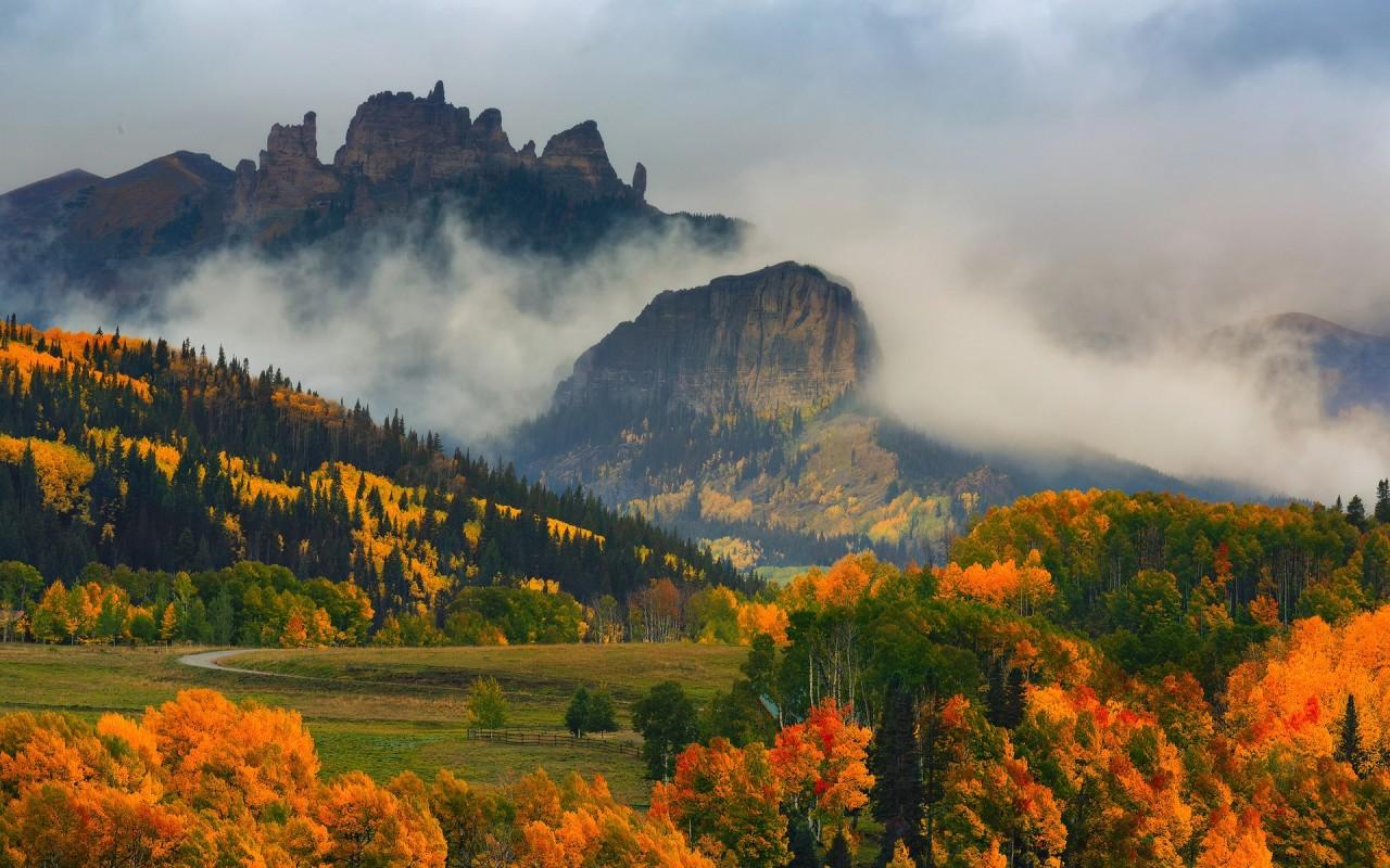 Autumn Wood Peaks Fog Colorado wallpaper. Autumn Wood