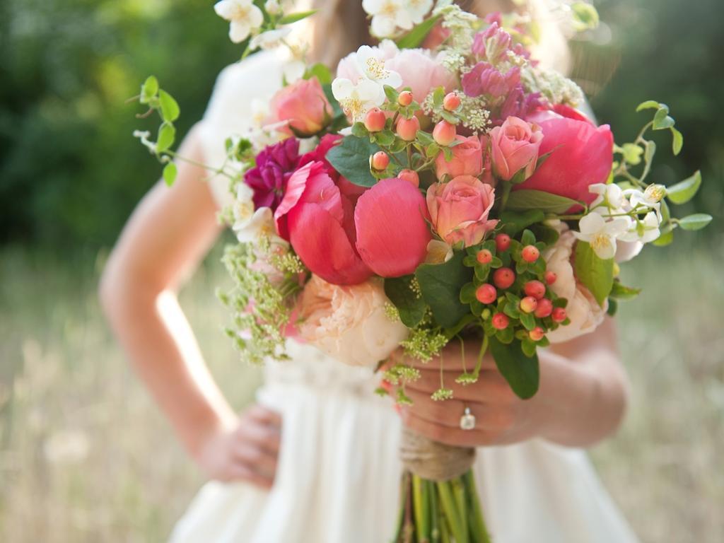 Rustic Peonies Bouquet Wallpapers - Wallpaper Cave