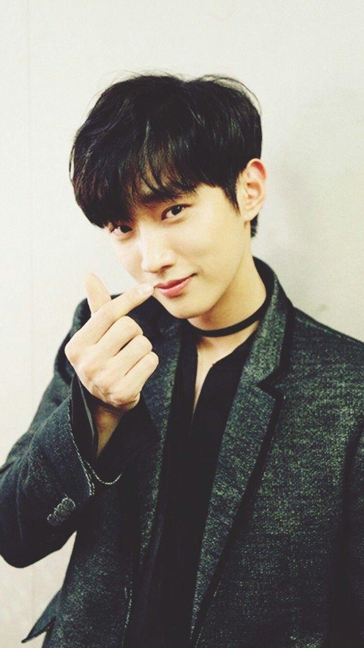 Jinyoung B1A4 WALLPAPER ♡. Actores, Jin, Rapero
