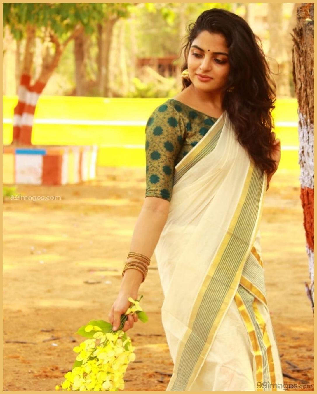 ✅ Nikhila Vimal Beautiful Photo & Mobile Wallpaper HD