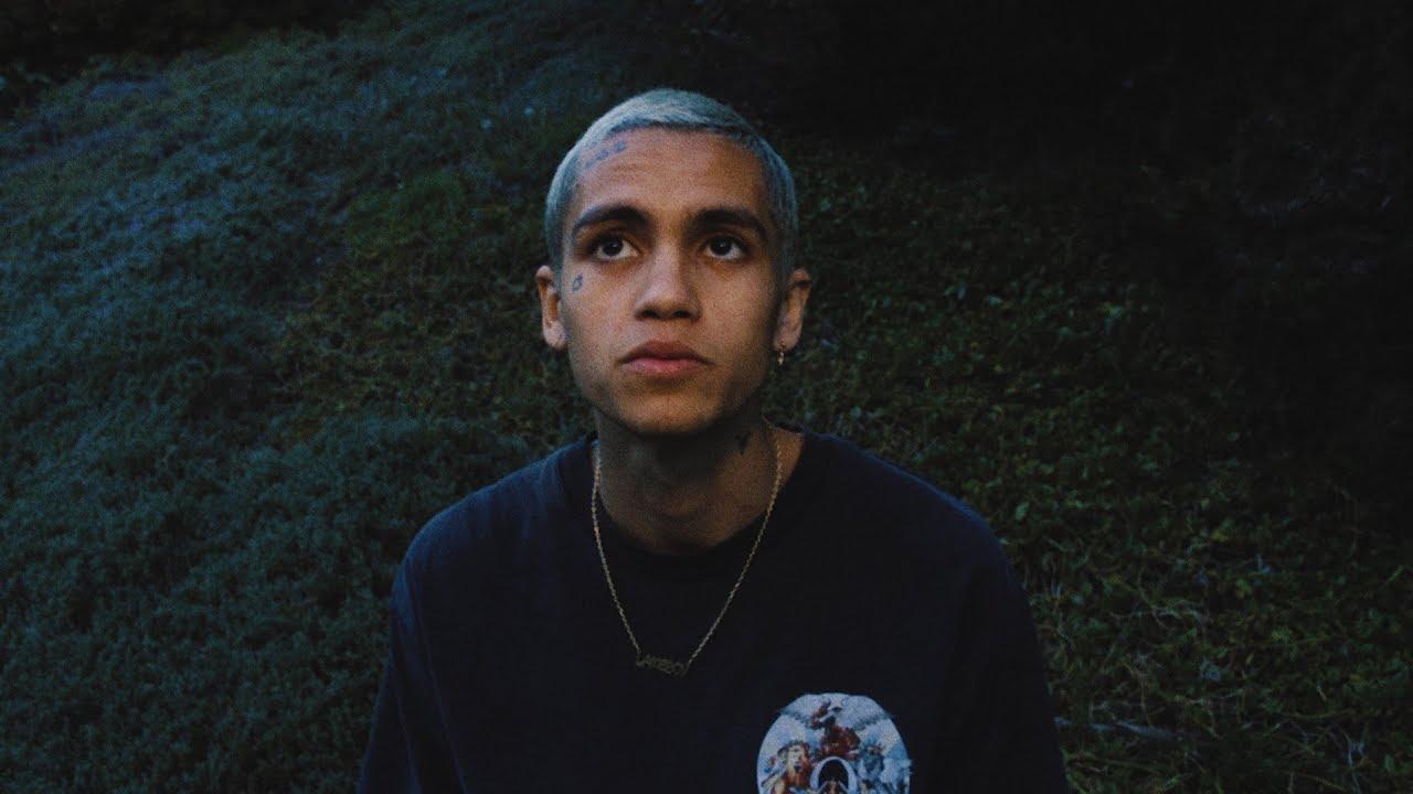 Dominic Fike  A backhouse BBQ to jumpstart a starstudded cosign  Flaunt  Magazine