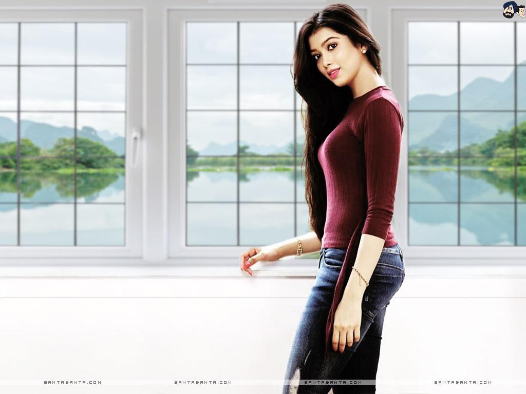 Hot Bollywood Heroines & Actresses HD Wallpaper I Indian
