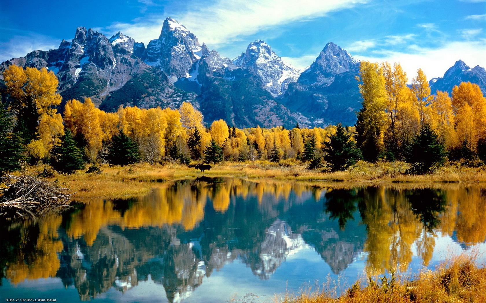 mountain, Lake, Reflection, Trees, Fall, Canada Wallpaper