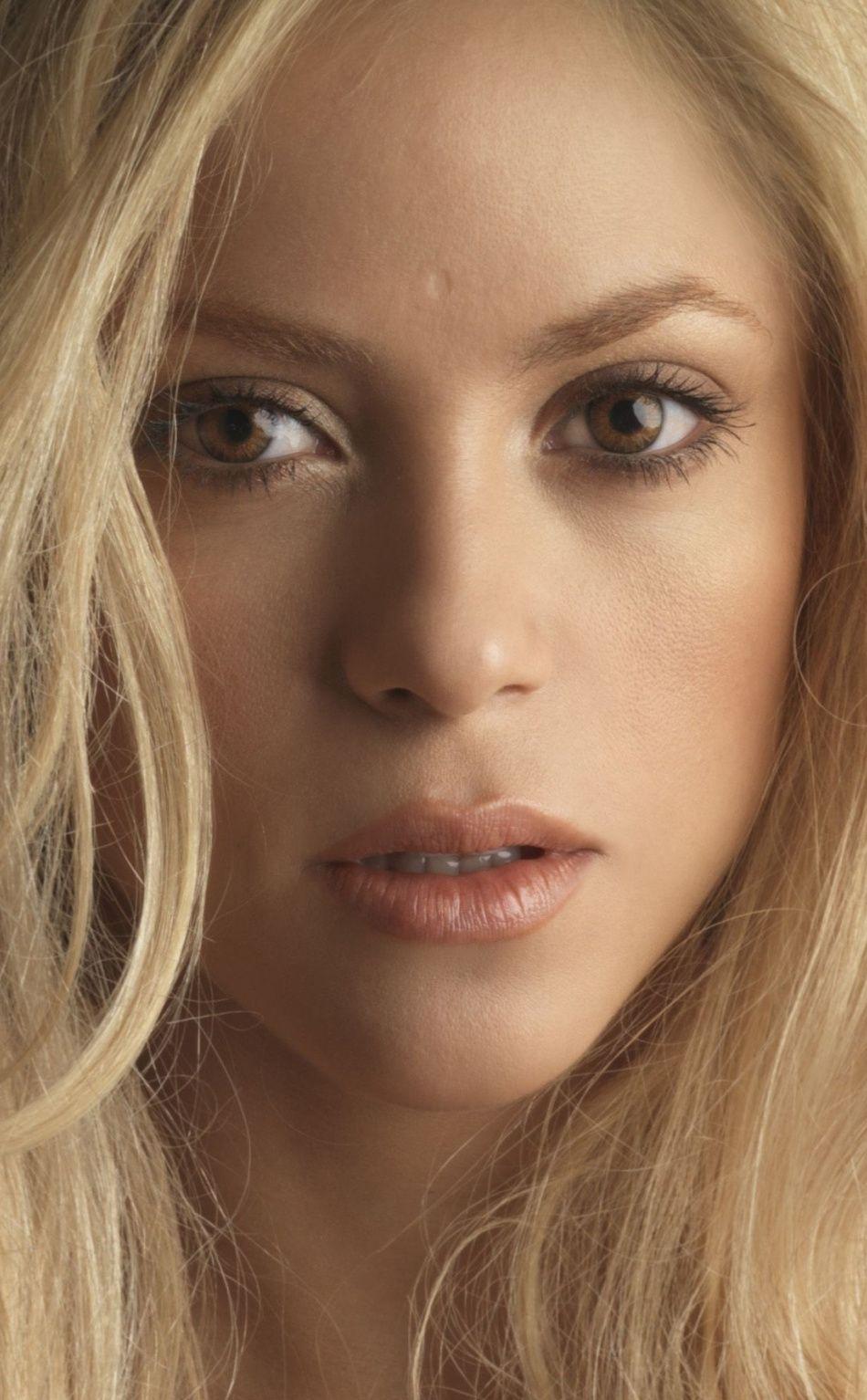 Blonde, singer, celebrity, Shakira, 950x1534 wallpaper