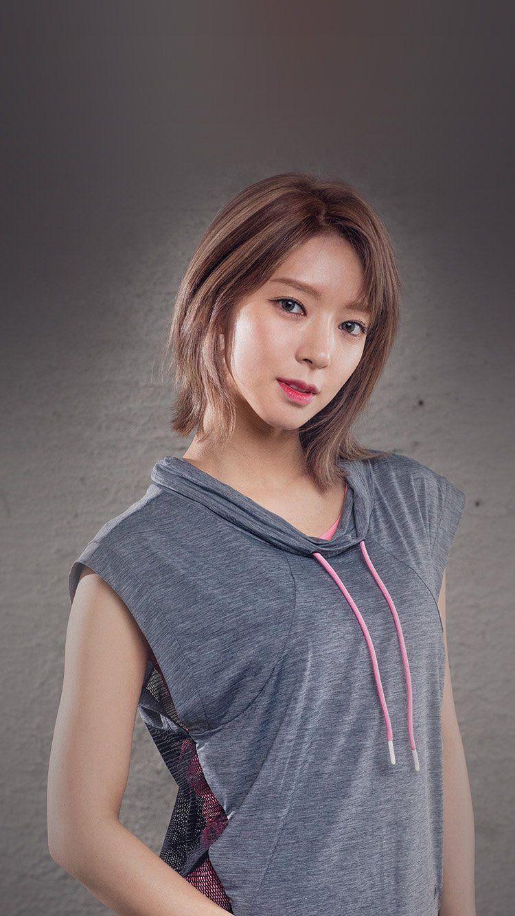 Pin On AKB48 NOGI46 KEYA46 STU48 SKE48 NMB48