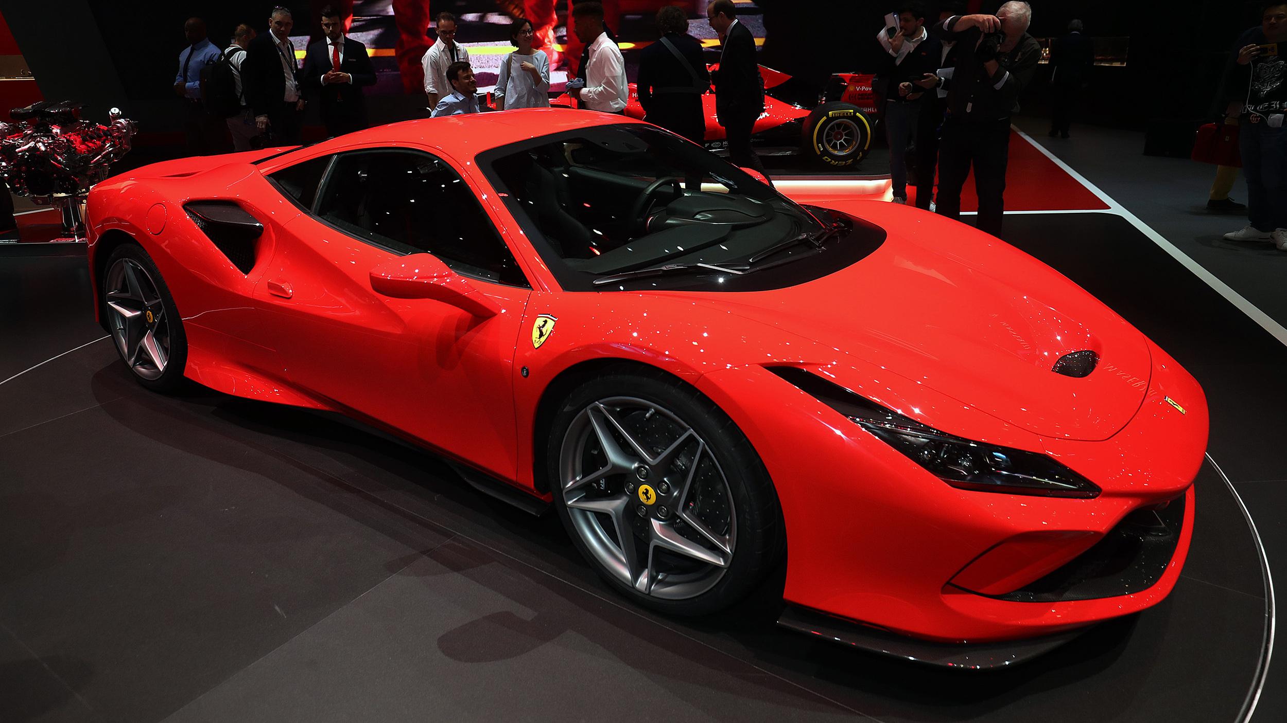 Ferrari F8 Tributo: Geneva 2019 Photo Gallery