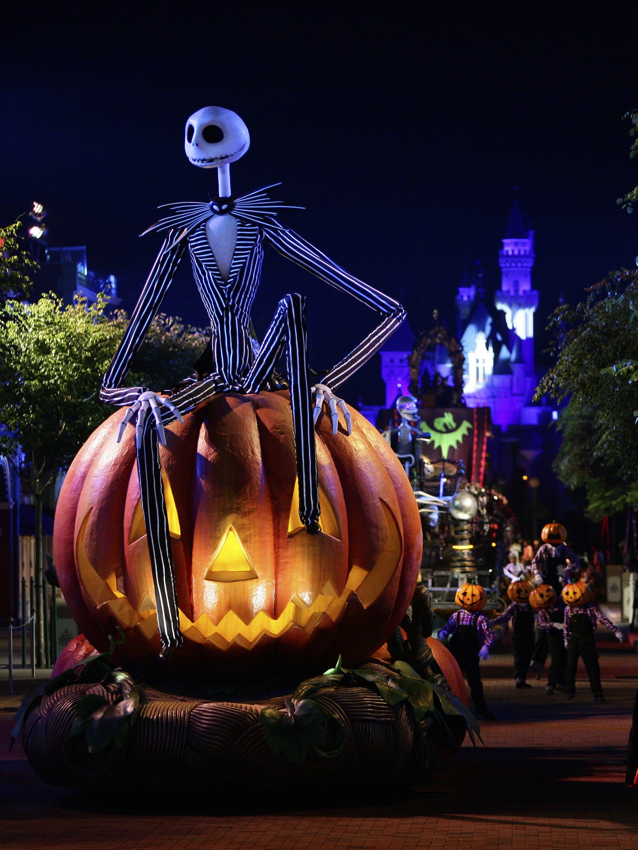 Disney Halloween Background