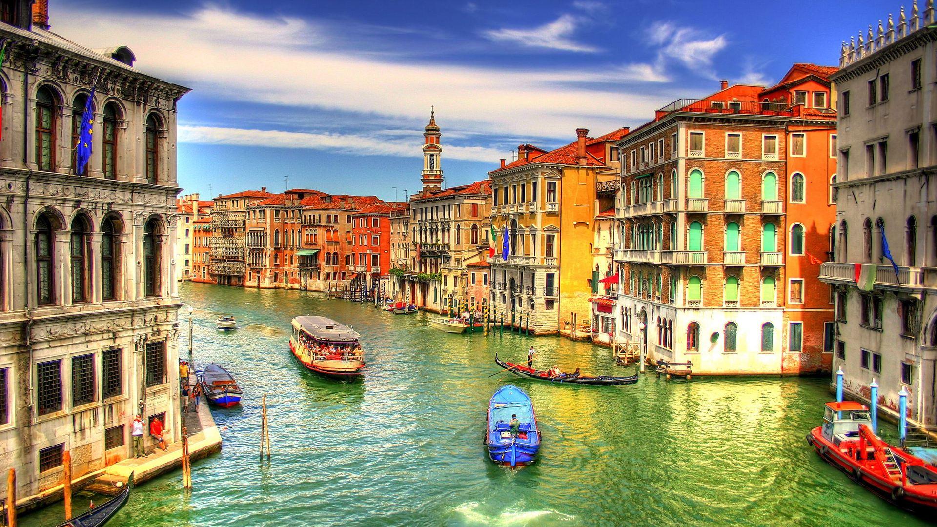 Venice Gondola Romantic wallpaper Overhead Views K Venice