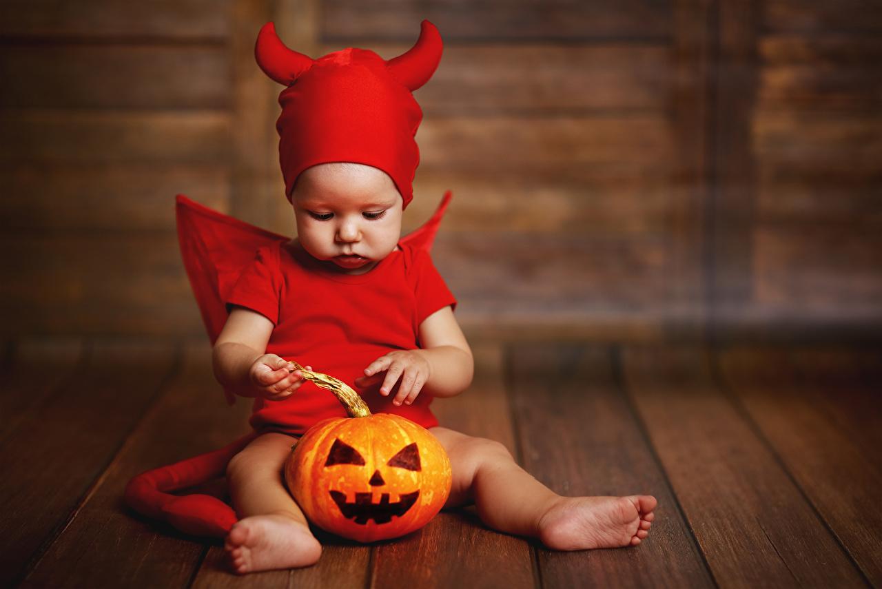 Desktop Wallpaper newborn demon Children Pumpkin Halloween