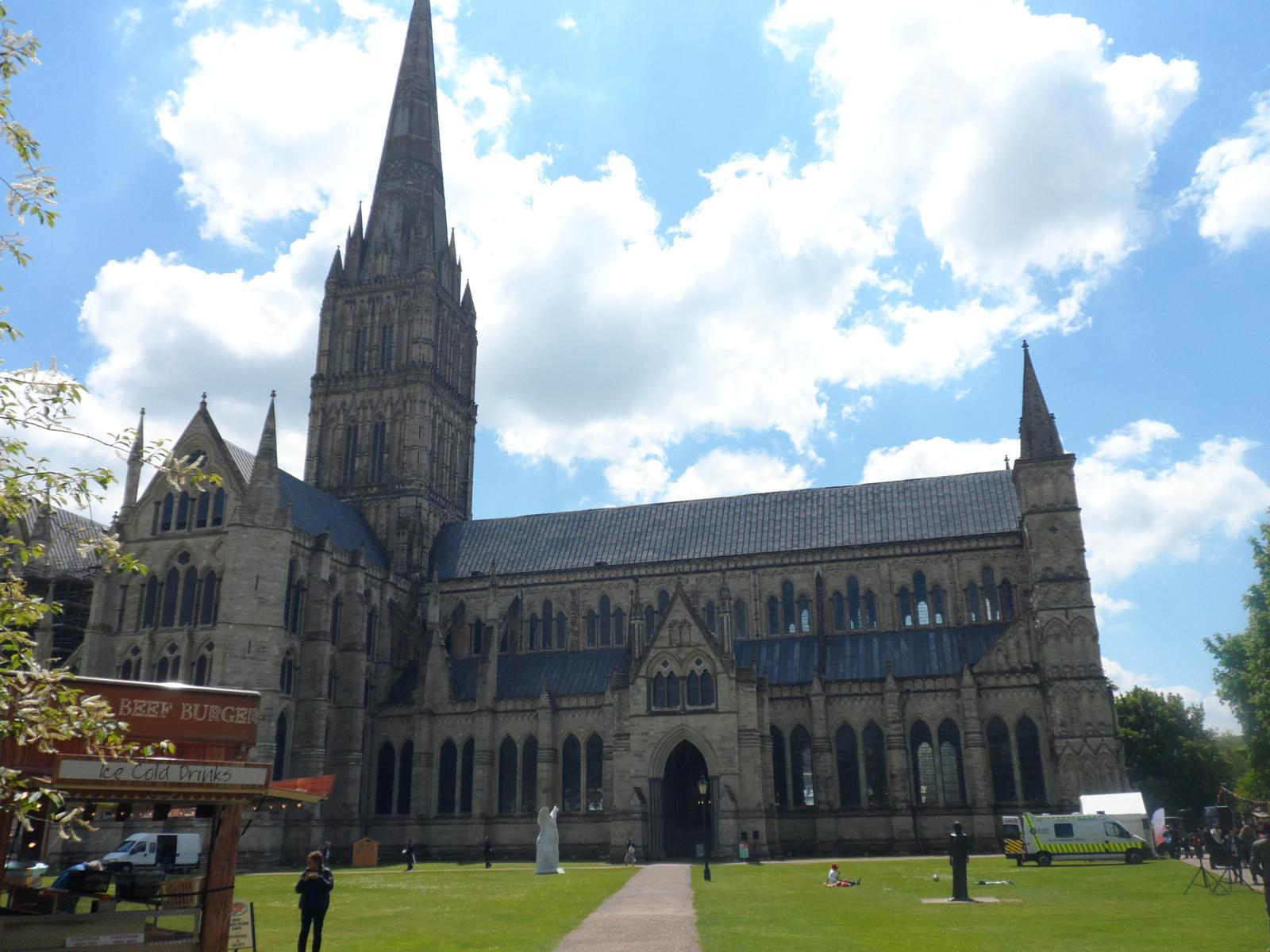 Wikiloc Of Salisbury Cathedral (1 2)