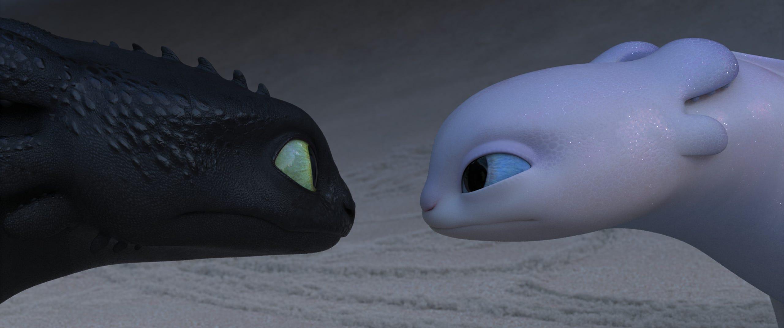 Light Fury brings heat to 'How to Train Your Dragon