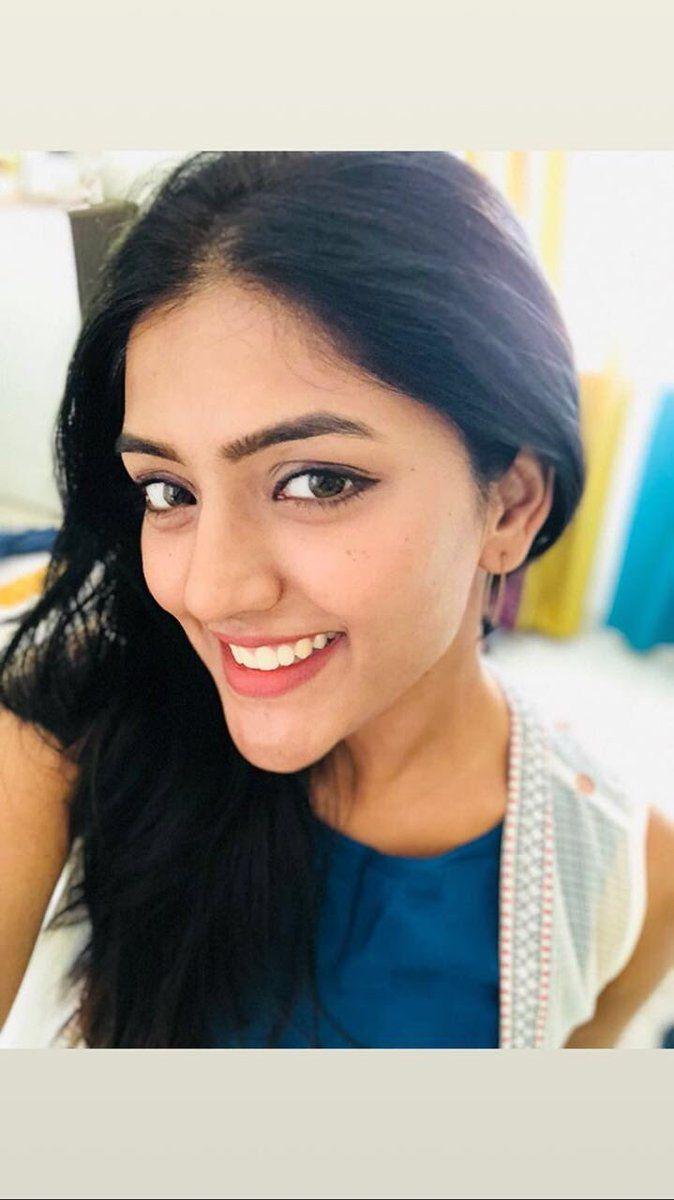 Stunning looks of Eesha Rebba Latest Photo Stills