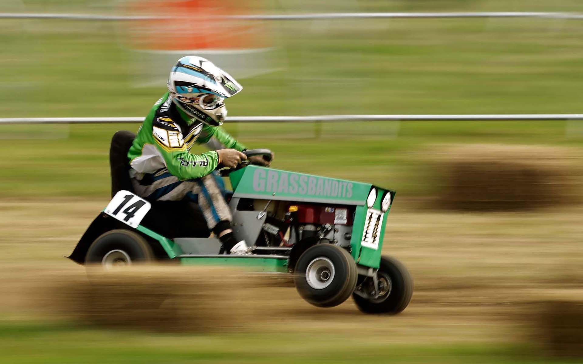 Lawn mower tractor race racing wallpaperx1200