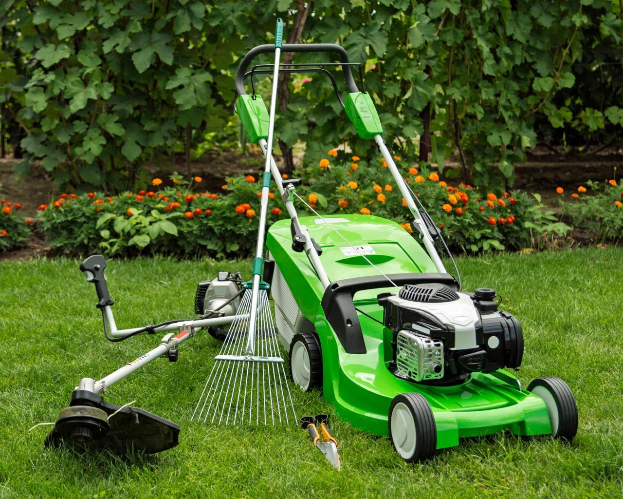How to Care for Lawn and Garden Tools