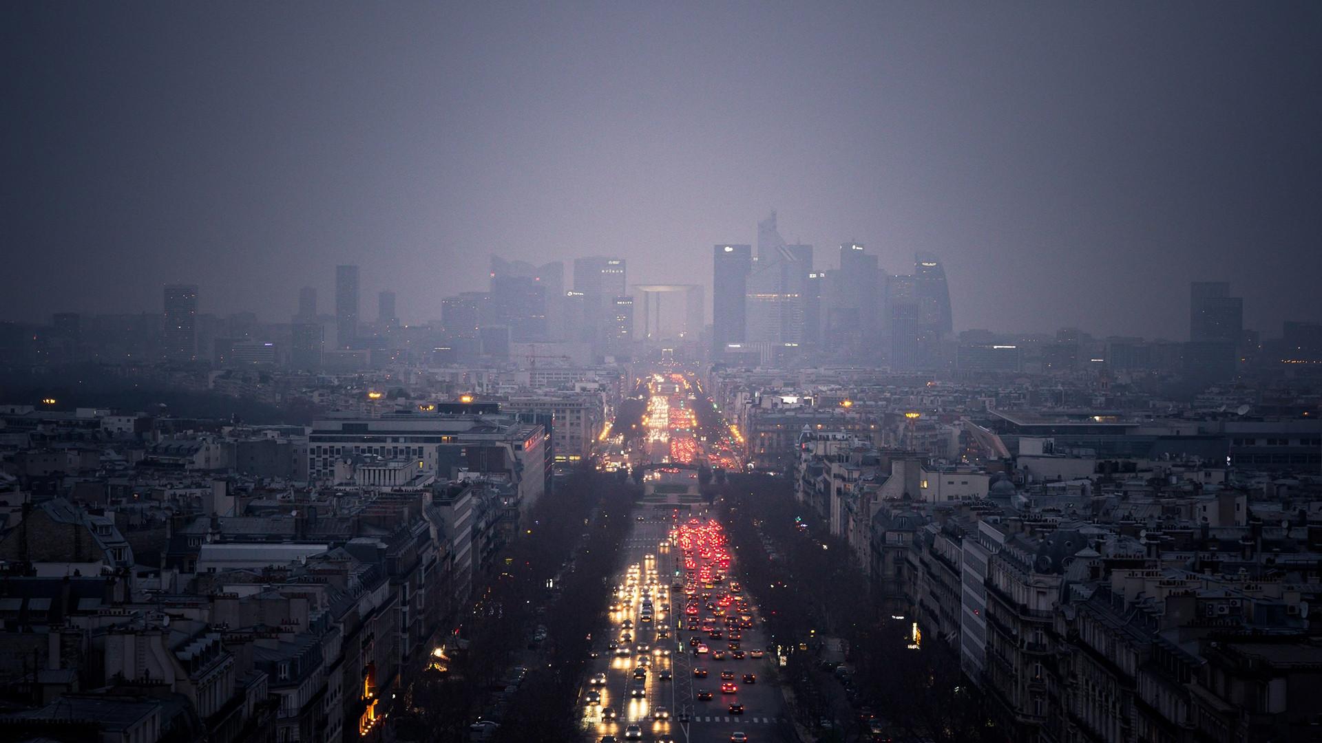 Paris skyline on a gloomy day [1920x1080]