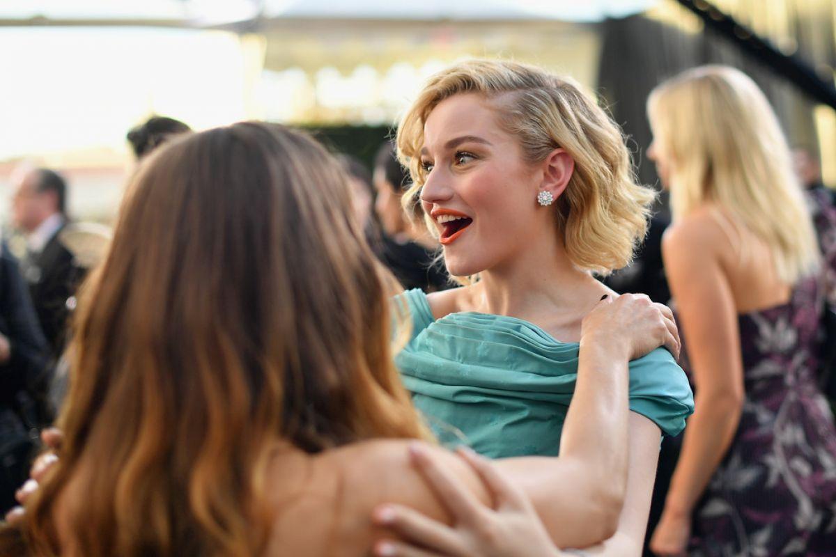 Julia Garner At 25th Annual Screen Actors Guild Awards