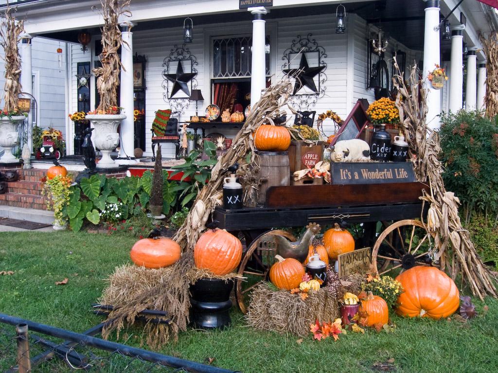 Cozy & Simple Rustic Halloween Decorations Ideas & Picture
