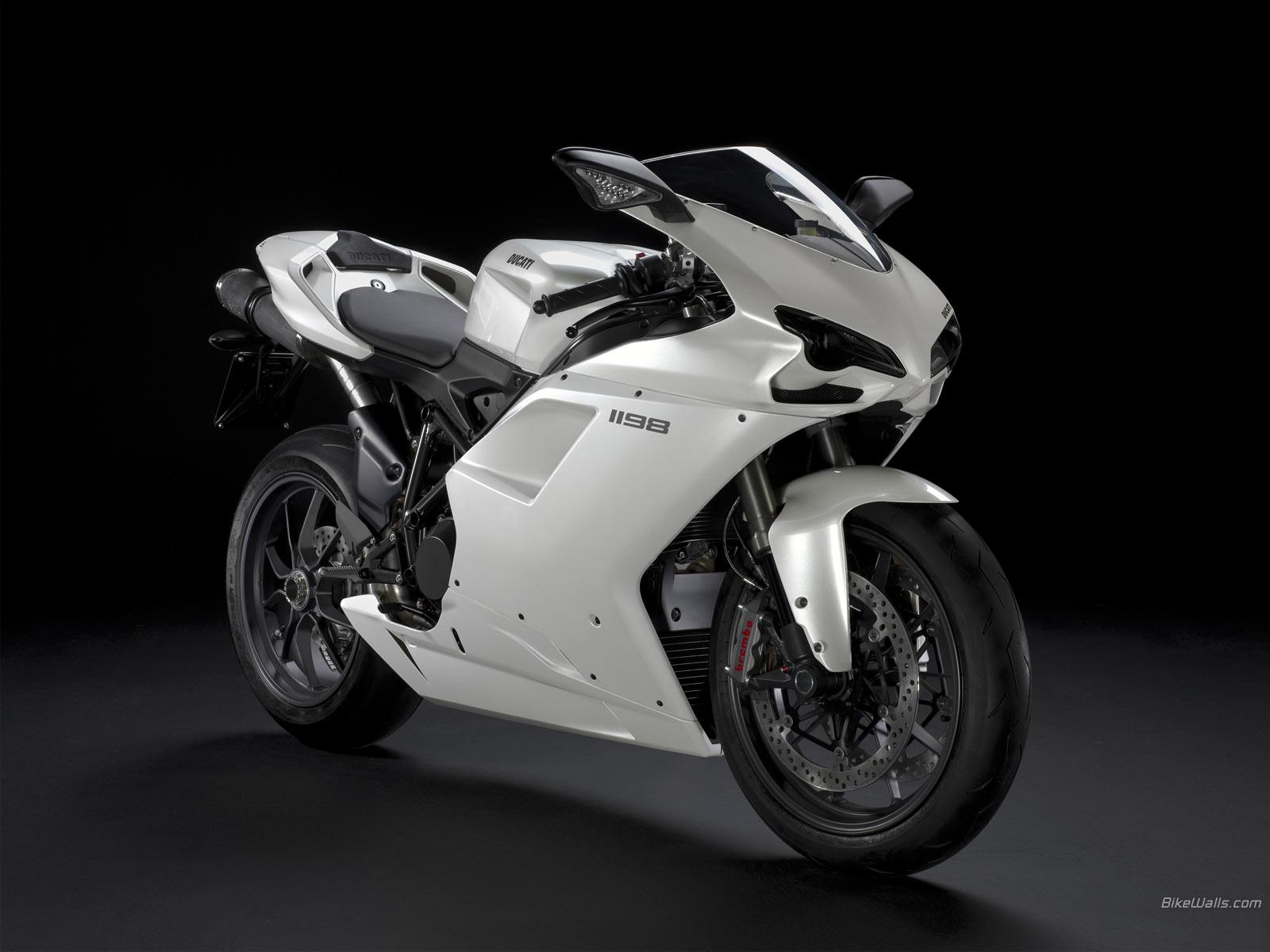 Download the Angled 2009 Ducati 1198 Wallpaper, Angled 2009