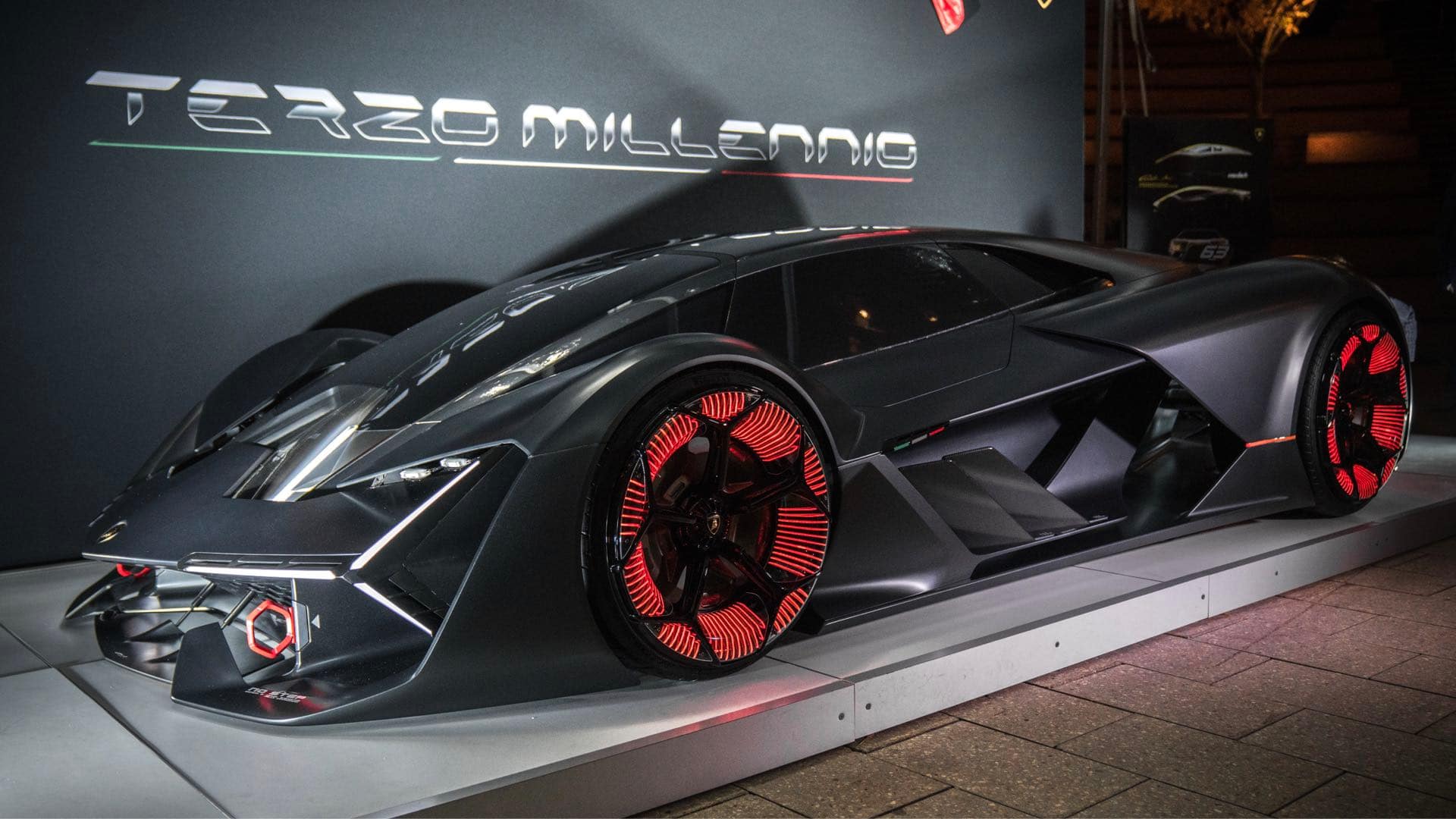 Lamborghini unveils the Future Sports Car at EmTech MIT