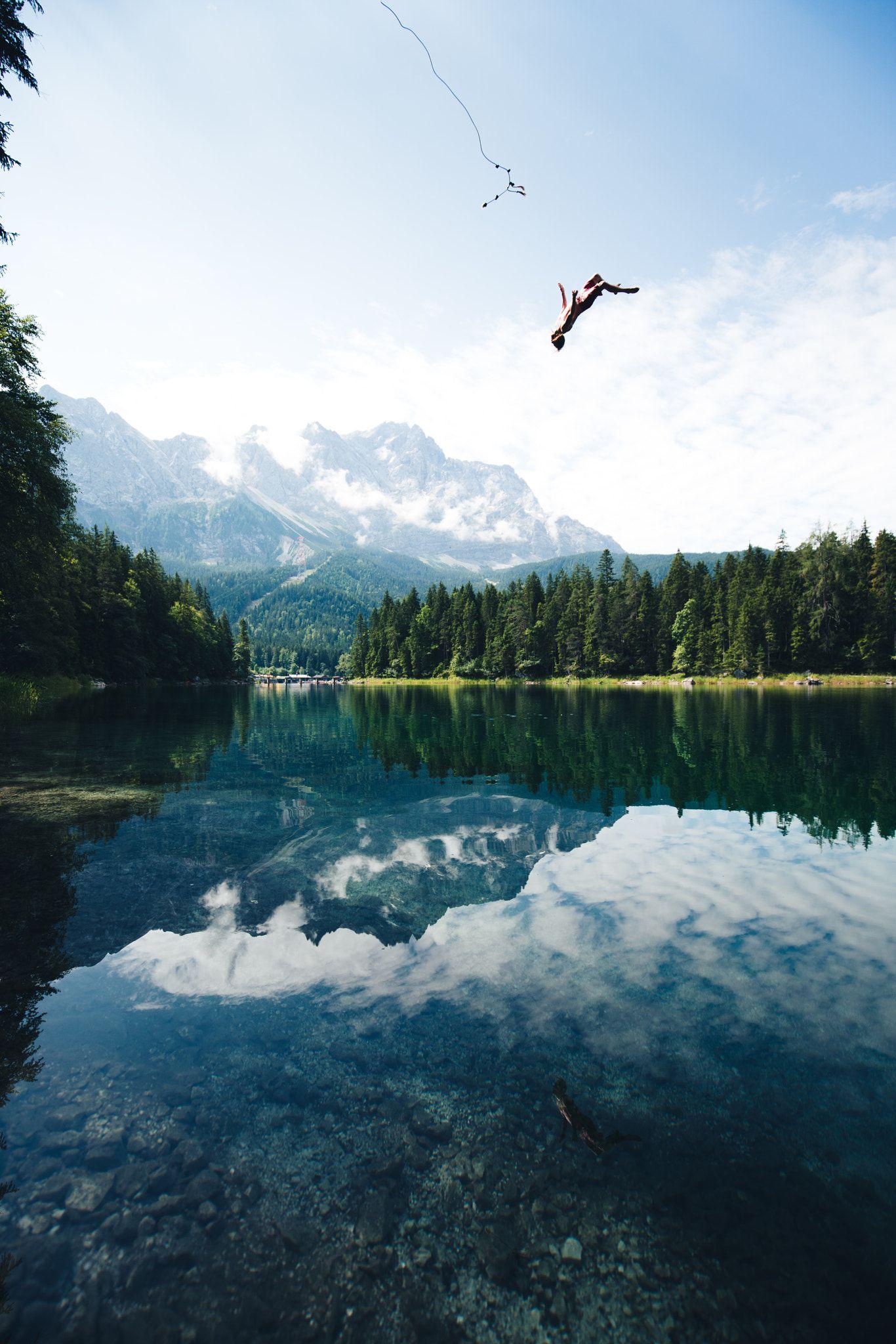 Fun time at lake Eibsee. - ). Reflection. Beautiful photo