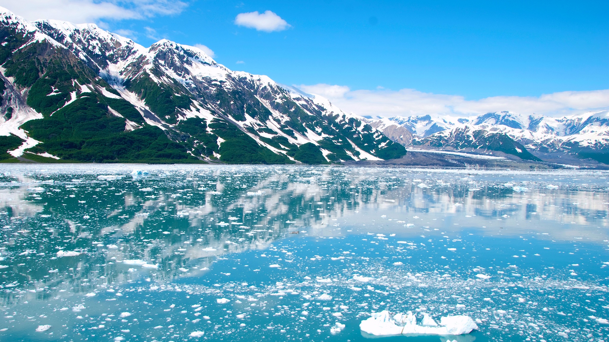 Alaska Glacier Ice Mountains 2048x1152 Resolution