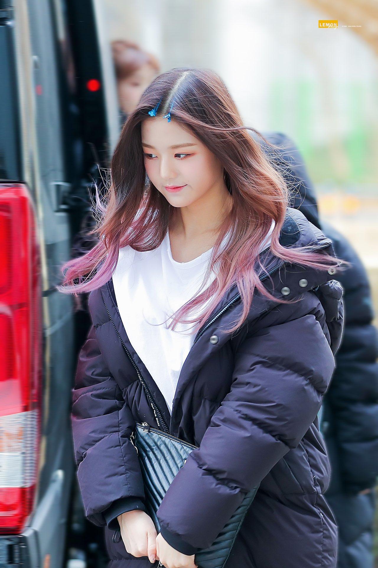 Purple hair Wonyoung