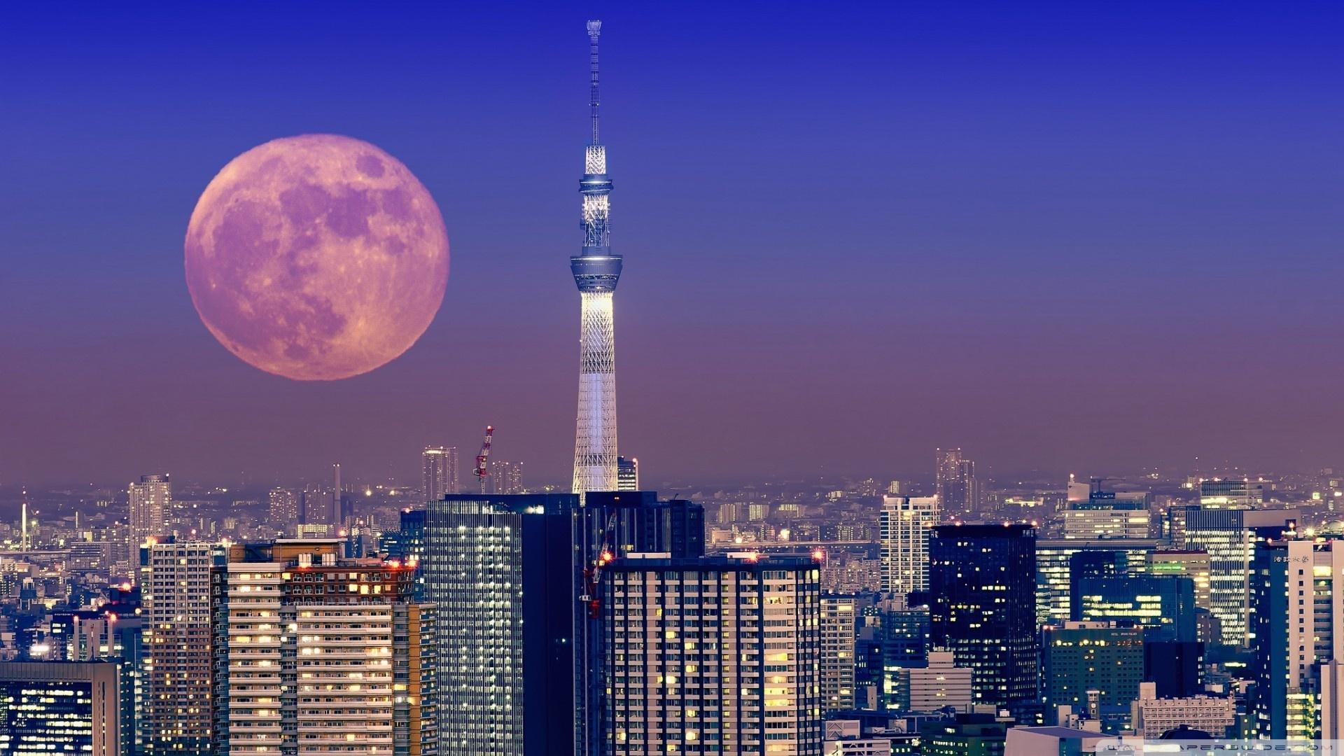 Moon Over Tokyo, Japan Ultra HD Desktop Background Wallpaper