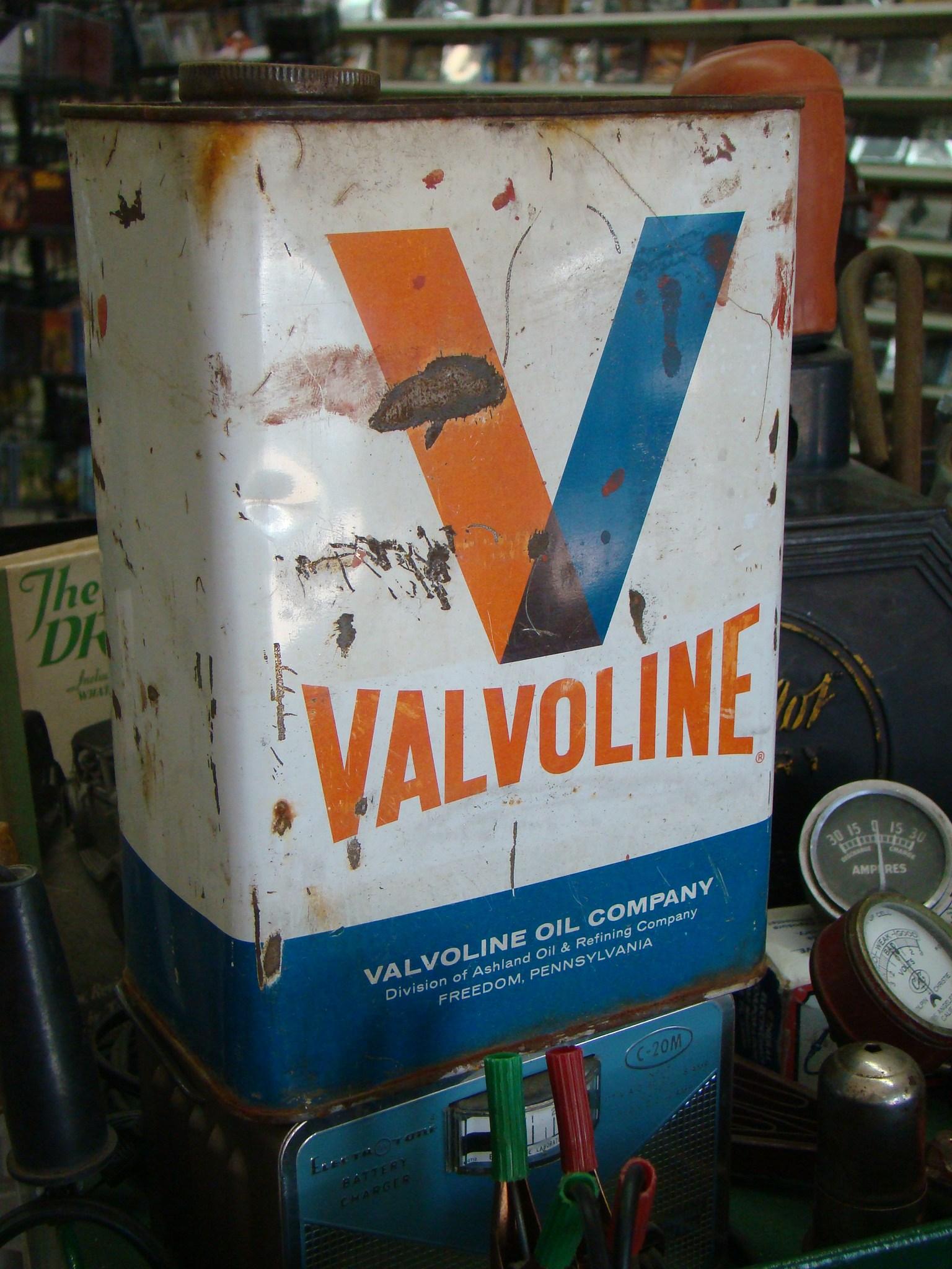 Valvoline Motor Oil Company Can, One Gallon