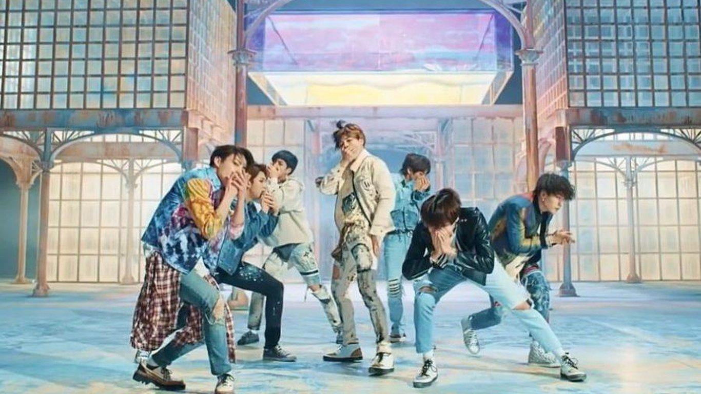 Bts Laptop Wallpaper