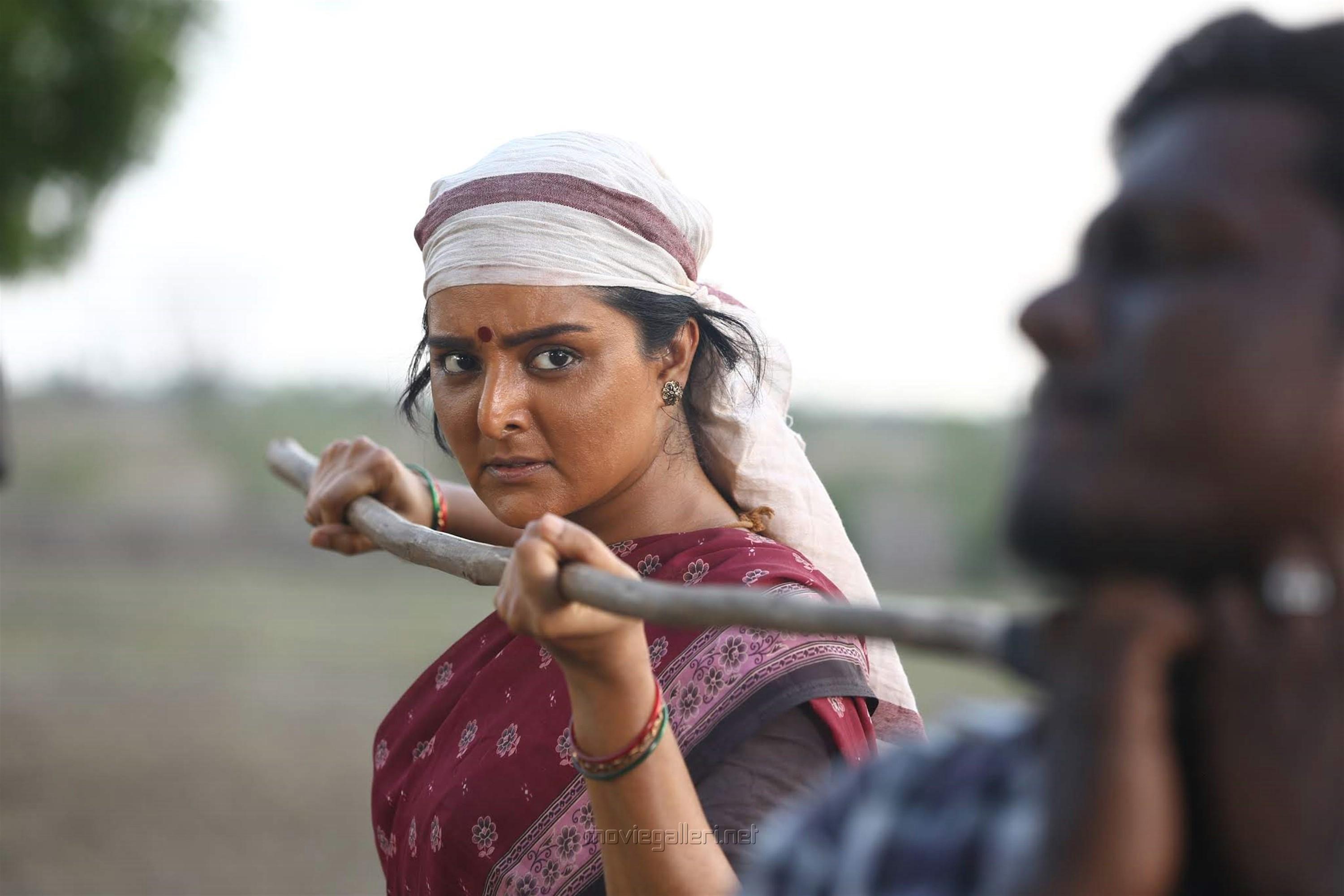 Picture 1471598. Actress Manju Warrier in Asuran Movie HD